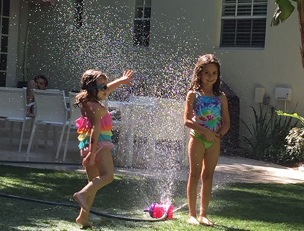 Bet you can’t guess who is who... (Yes, Elle is in the goggles ;)